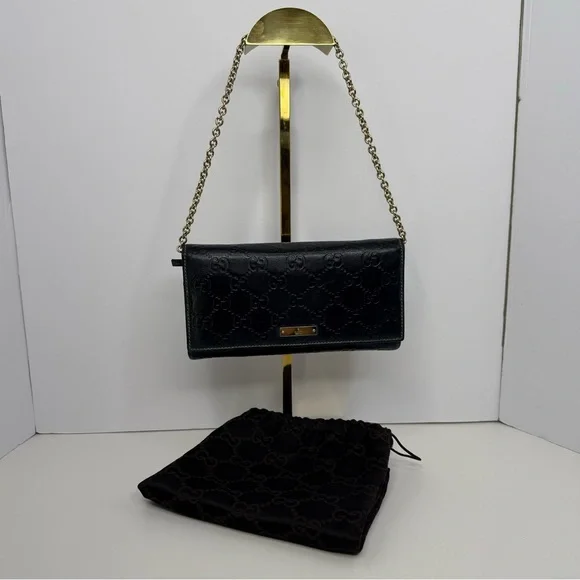 Gucci Leather Wallet on a Chain - Picture 2 of 16